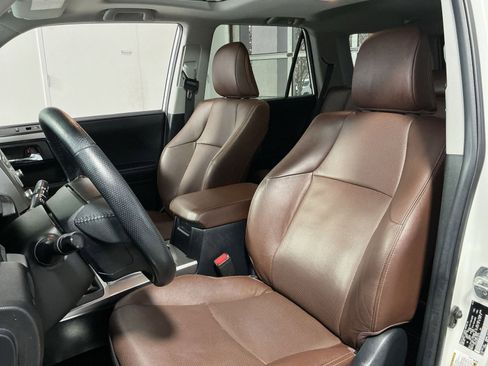 Used 2023 Toyota 4Runner Limited image 14