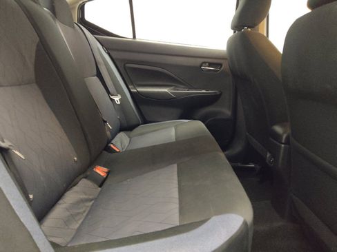 Used 2025 Nissan Versa SV FWD image 19