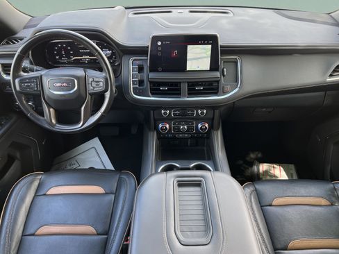 Used 2022 GMC Yukon XL AT4 w/ Technology Package AWD/4WD image 30