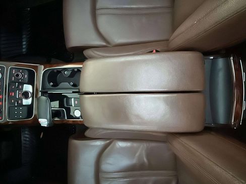 Used 2011 Audi A8 4.2 image 35