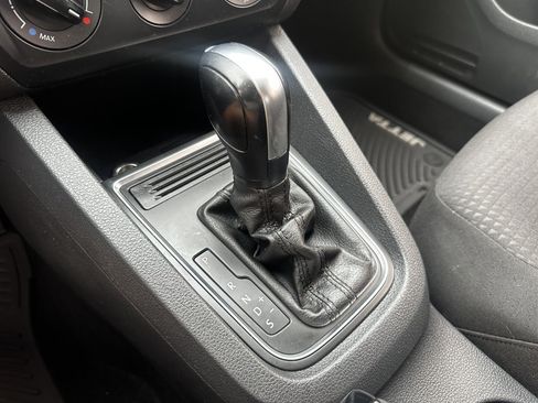 Used 2016 Volkswagen Jetta S FWD image 12