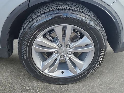 Used 2024 Acura MDX SH-AWD image 32