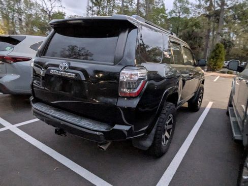Used 2019 Toyota 4Runner TRD Off-Road w/ Convenience Package image 7
