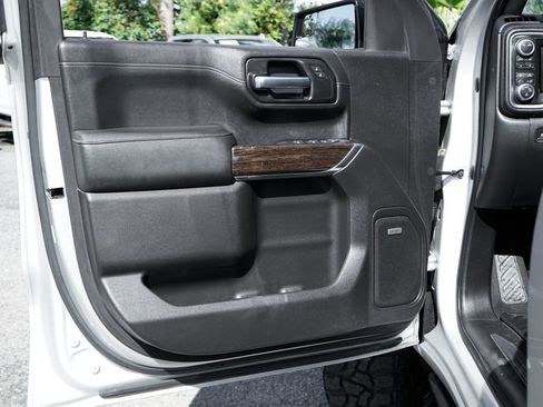 Used 2020 GMC Sierra 1500 Elevation w/ Elevation Value Package AWD/4WD image 15