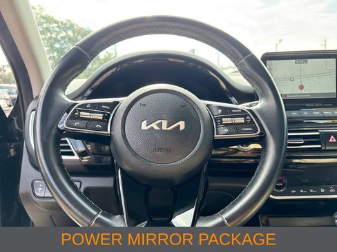 Used 2023 Kia Seltos EX AWD/4WD image 12