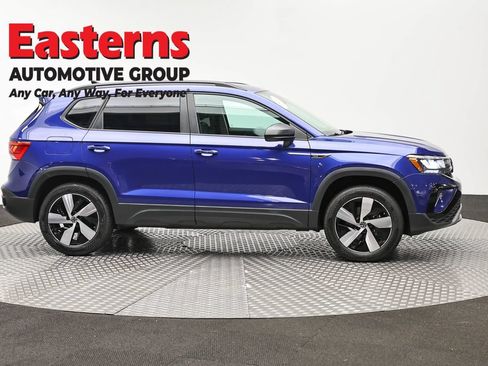 Used 2024 Volkswagen Taos S AWD/4WD image 4
