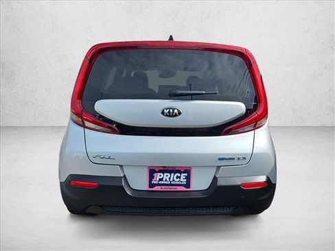Used 2020 Kia Soul EX FWD image 8