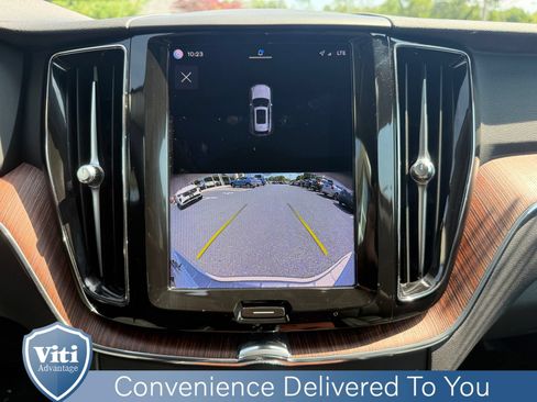 Used 2023 Volvo XC60 B5 Plus w/ Climate Package AWD/4WD image 34