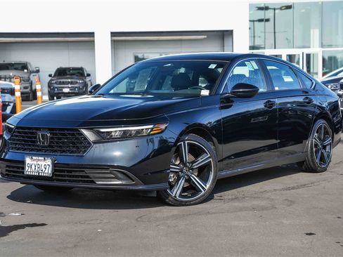 Used 2024 Honda Accord Sport image 1