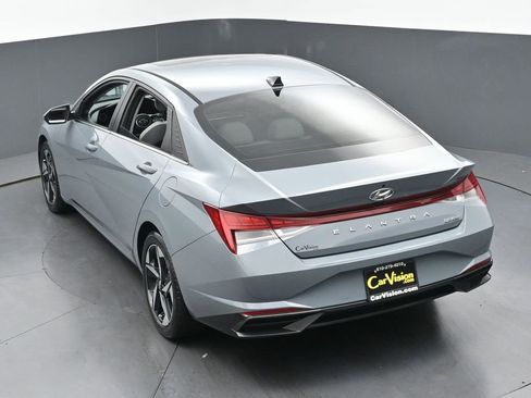 Used 2023 Hyundai Elantra Limited FWD image 40