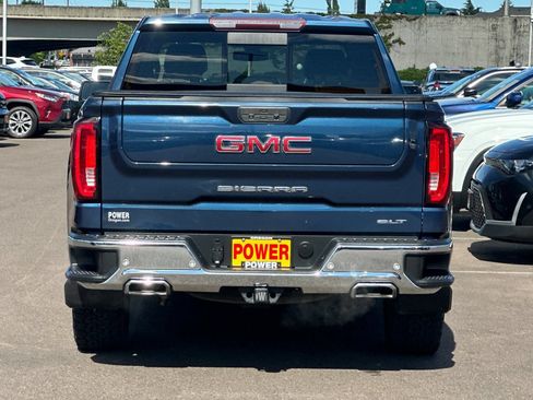 Used 2020 GMC Sierra 1500 SLT w/ SLT Premium Plus Package AWD/4WD image 5