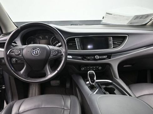 Used 2019 Buick Enclave Essence FWD image 27