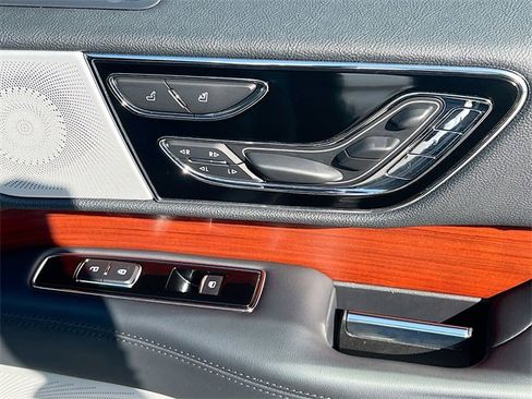 Used 2022 Lincoln Navigator L Reserve image 31