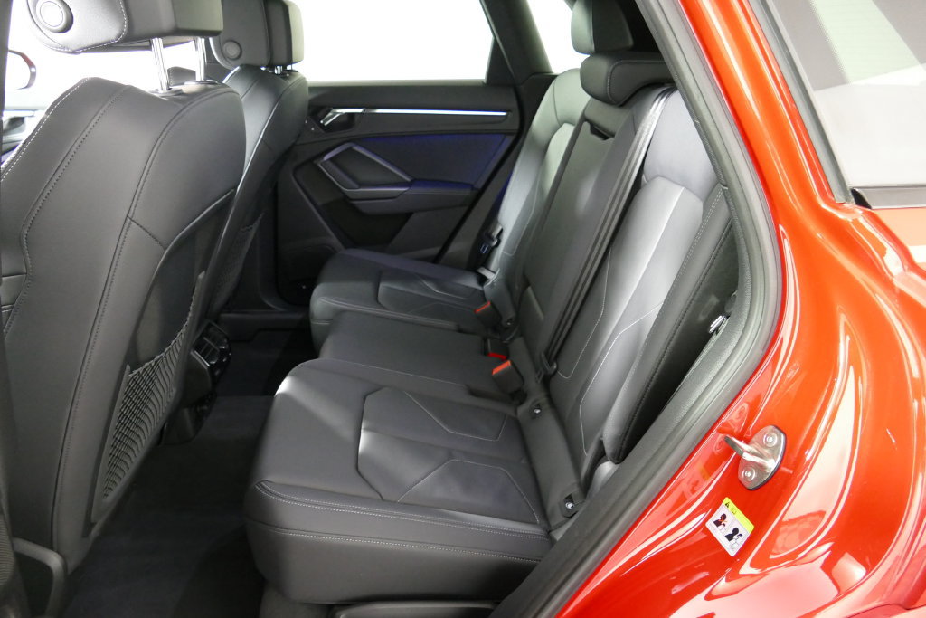 Used 2024 Audi Q3 2.0T Premium Plus AWD/4WD image 31