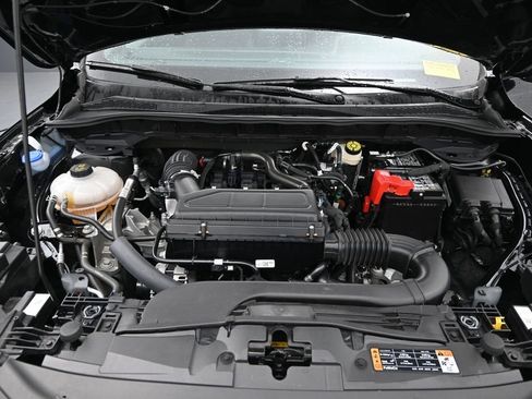 Used 2025 Ford Escape ST-Line AWD/4WD image 11