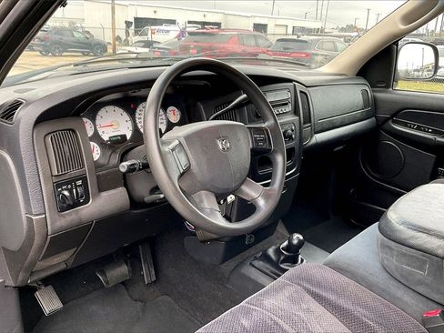 Used 2005 Dodge Ram 1500 Truck SLT image 13