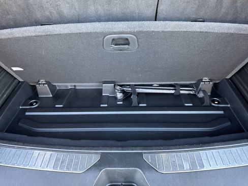 Used 2024 Chevrolet Tahoe Premier image 58