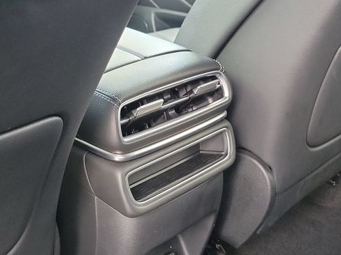 Used 2025 Genesis GV80 2.5T Standard AWD/4WD image 23
