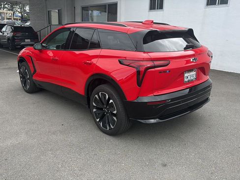 Used 2024 Chevrolet Blazer EV RS AWD/4WD image 3