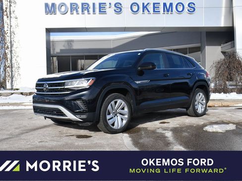 Used 2022 Volkswagen Atlas Cross Sport SE image 1