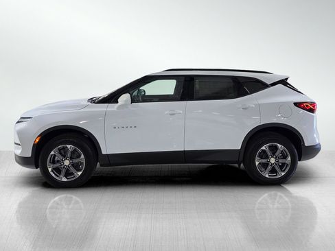 New 2026 Chevrolet Blazer LT w/ Convenience Package FWD image 4