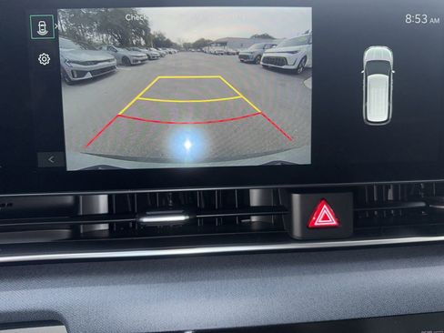 New 2026 Kia Carnival EX FWD image 15