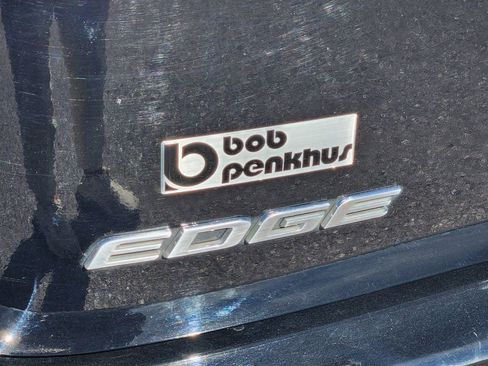 Used 2018 Ford Edge SE image 31