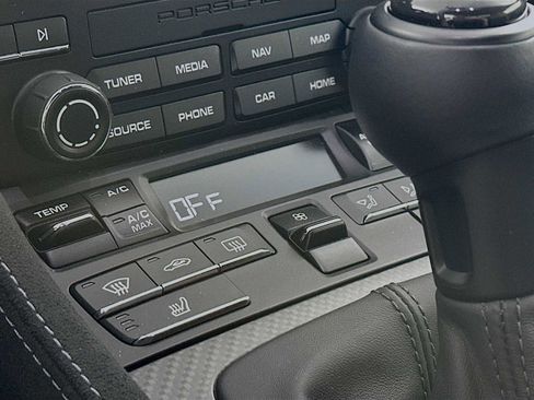 Certified 2024 Porsche 718 Boxster Spyder RS image 21