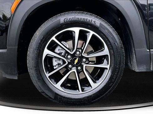 Used 2025 Chevrolet TrailBlazer LT FWD image 31