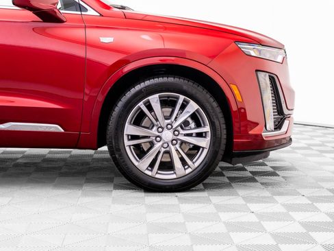 Certified 2025 Cadillac XT6 Premium Luxury w/ Platinum Package AWD/4WD image 38