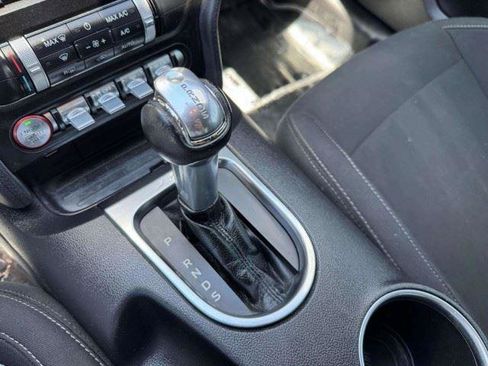Used 2019 Ford Mustang Coupe w/ Equipment Group 101A RWD image 34