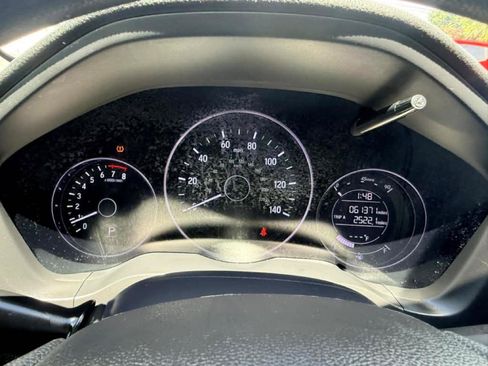 Used 2021 Honda HR-V LX image 19