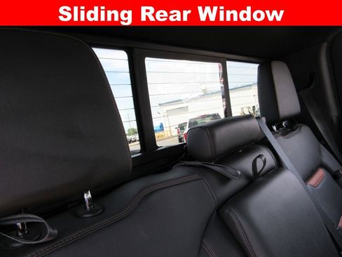 Used 2021 GMC Sierra 1500 AT4 w/ AT4 Value Package AWD/4WD image 27