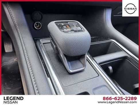 Used 2023 Nissan Pathfinder SL w/ SL Premium Package AWD/4WD image 28
