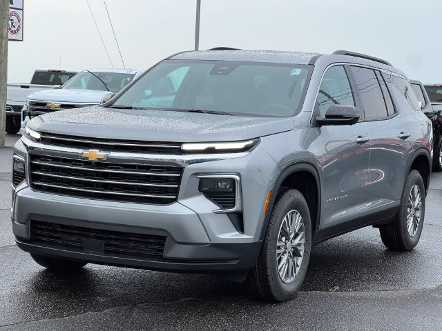 New 2027 Chevrolet Traverse LT w/ Driver Confidence Package AWD/4WD image 44