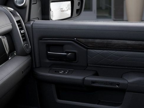 New 2025 RAM 2500 Limited AWD/4WD image 26