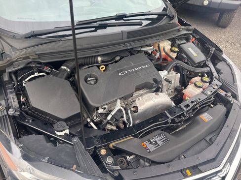 Used 2017 Chevrolet Volt LT w/ Comfort Package image 41