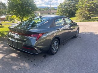 Certified 2025 Hyundai Elantra Hybrid FWD video 3