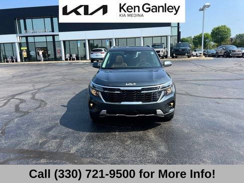 Certified 2024 Kia Seltos EX AWD/4WD image 3