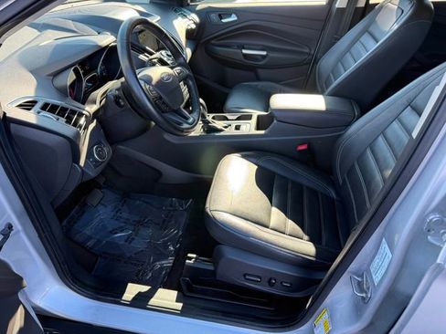 Used 2019 Ford Escape Titanium w/ U9j03 - Titanium Tow Package image 14