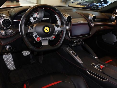 Certified 2018 Ferrari GTC4Lusso image 6