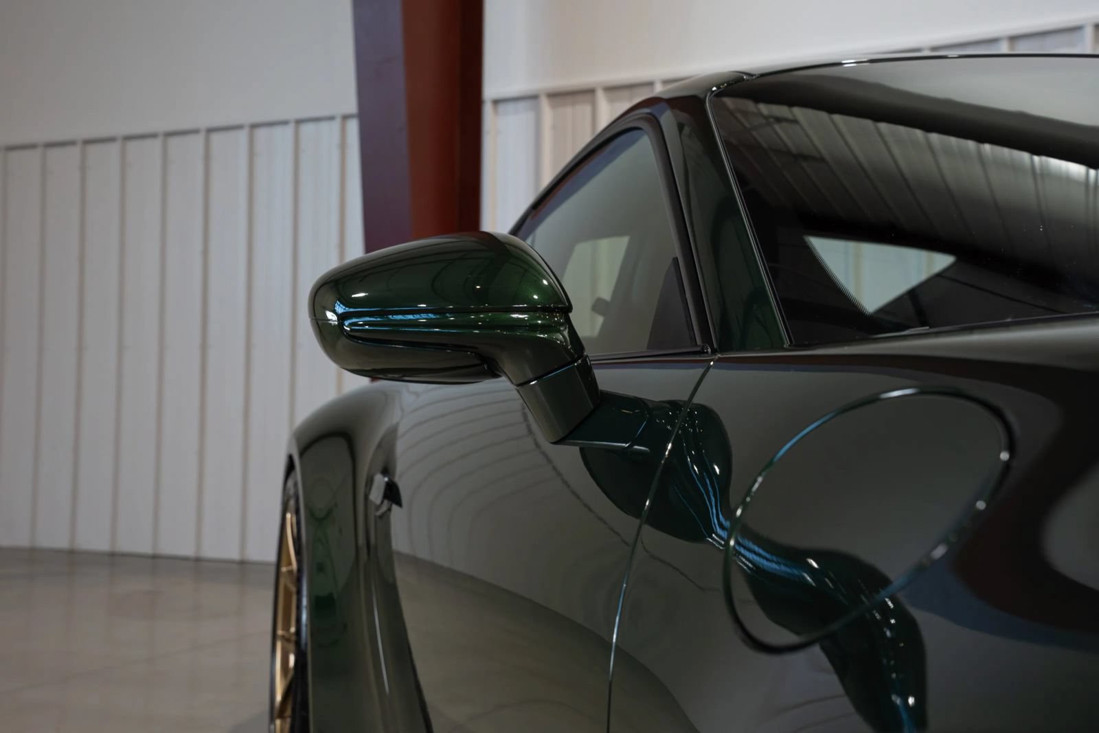 Used 2025 Porsche 911 GT3 RWD image 26