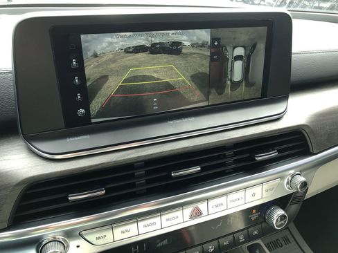 Used 2022 Kia Telluride SX w/ SX Prestige Package image 22