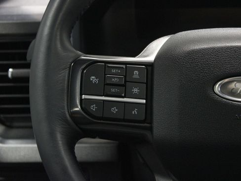 Used 2026 Ford F250 Platinum AWD/4WD image 25