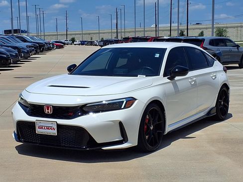 Used 2025 Honda Civic Type R image 4
