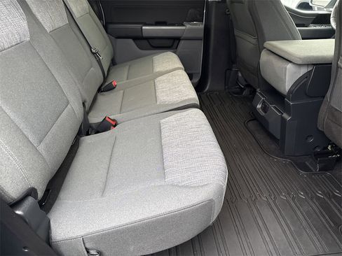 Used 2022 Ford F150 XLT w/ Equipment Group 302A High image 15