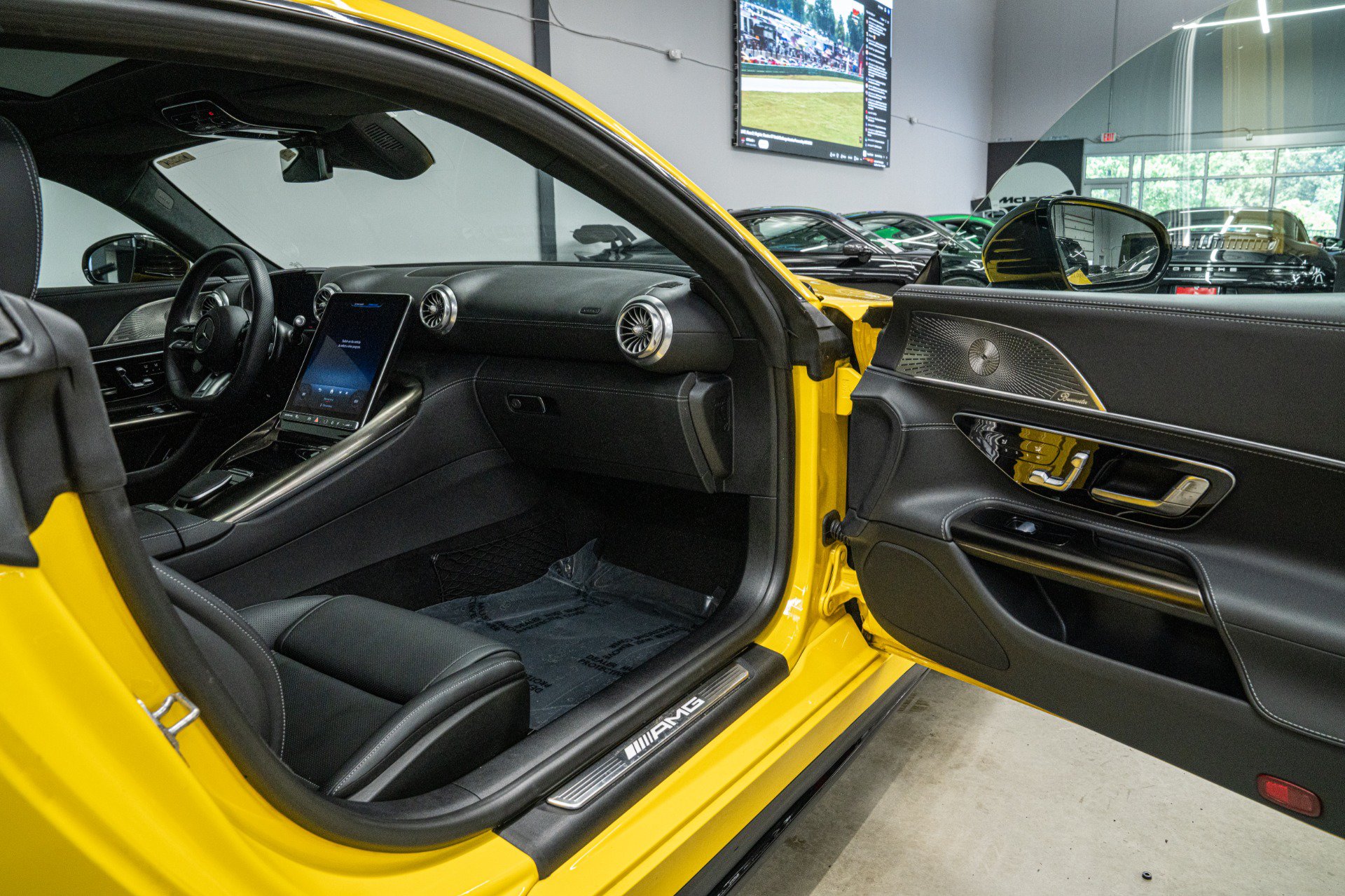 Used 2024 Mercedes-Benz AMG GT 63 image 31