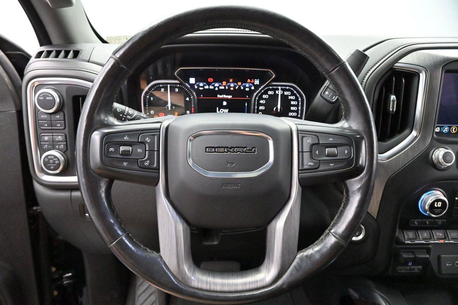 Used 2020 GMC Sierra 2500 Denali w/ Denali Ultimate Package AWD/4WD image 15