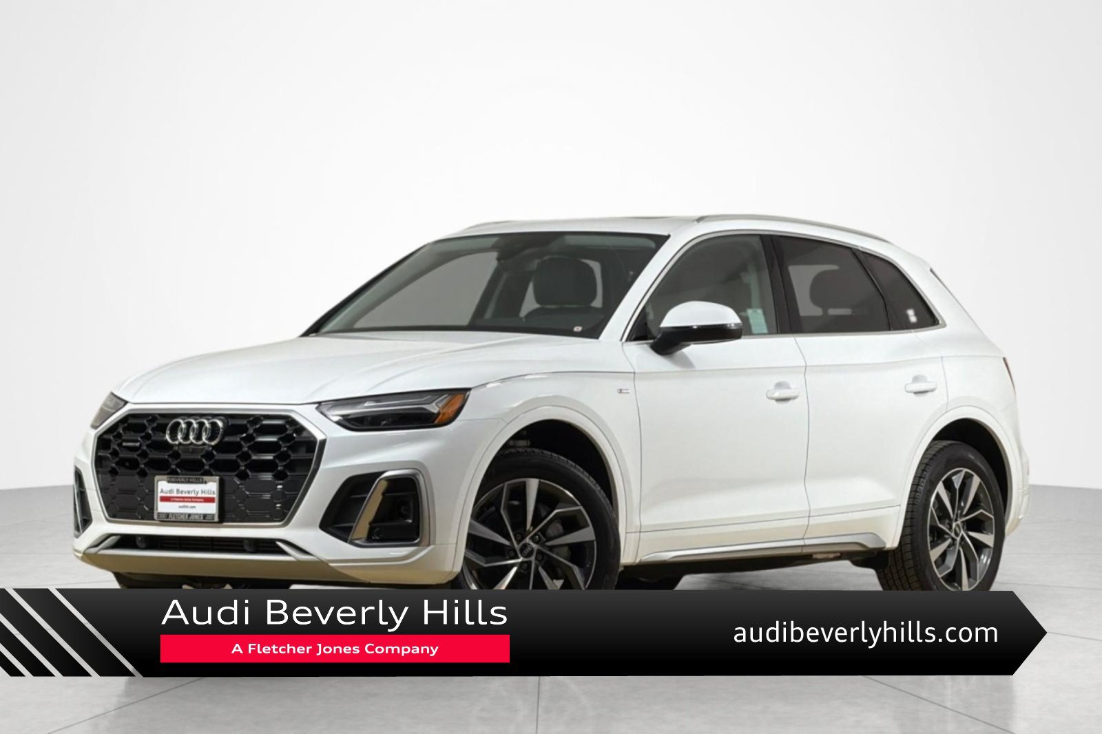 Used 2024 Audi Q5 2.0T Premium Plus w/ Premium Plus Package AWD/4WD image 1