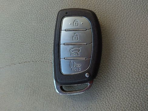 Used 2017 Hyundai Tucson Sport w/ Cargo Package FWD image 32